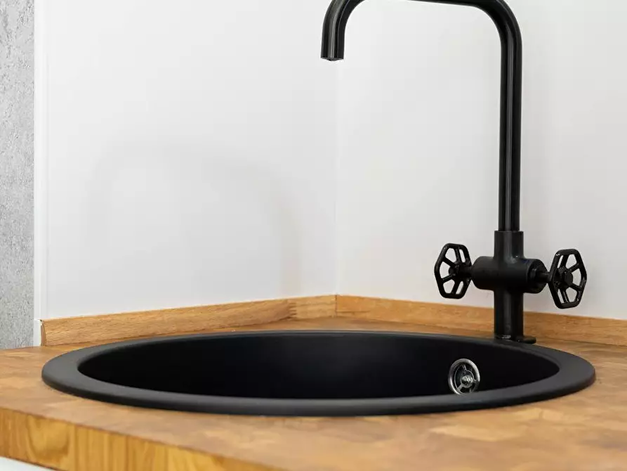 Immagine 6 di Appartamento in affitto  in Via Saluzzo a Roma