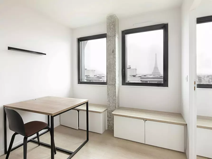 Immagine 7 di Camera in affitto  in Rue Cambronne a Paris