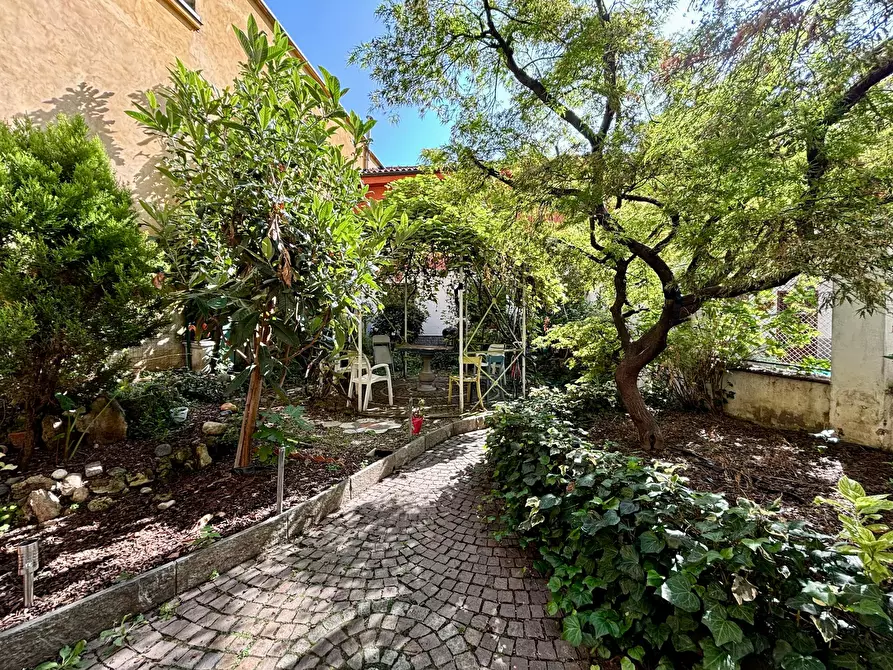 Immagine 10 di Camera in affitto  in Via Sant'Anselmo a Torino