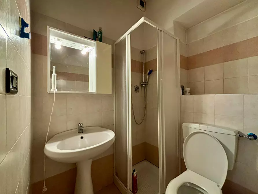 Immagine 8 di Camera in affitto  in Via Sant'Anselmo a Torino