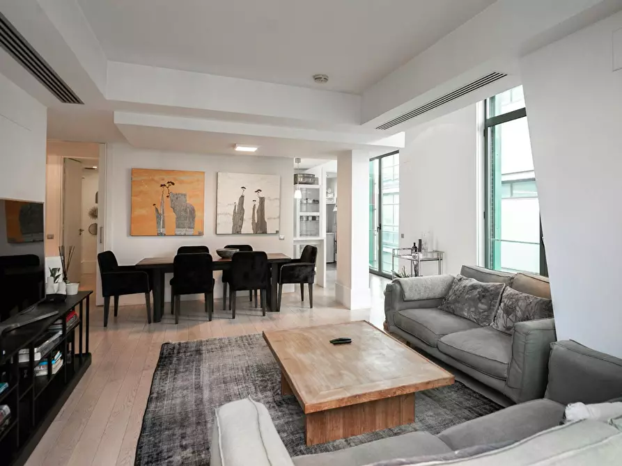 Immagine 4 di Appartamento in affitto  in Passeig de Gràcia a Barcelona