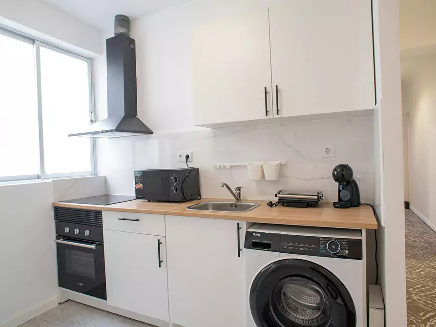 Immagine 8 di Camera in affitto  in Carrer Trafalgar a Barrio De Porta