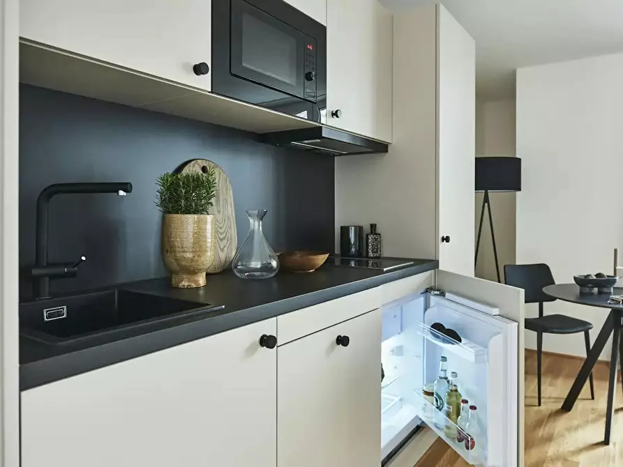 Immagine 3 di Appartamento in affitto  in Mainzer Landstraße a Frankfurt am Main