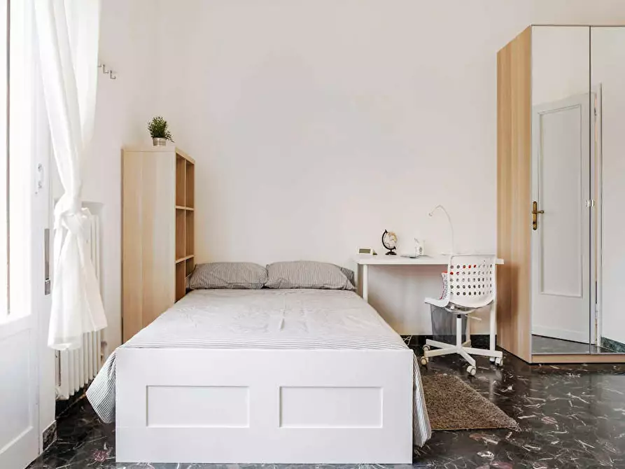 Immagine 1 di Camera in affitto  in Via delle Belle Arti a Bologna