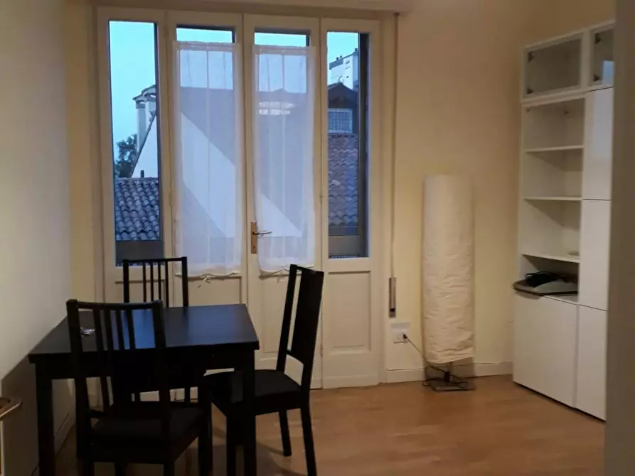 Immagine 4 di Camera in affitto  in Via Savonarola a Padova