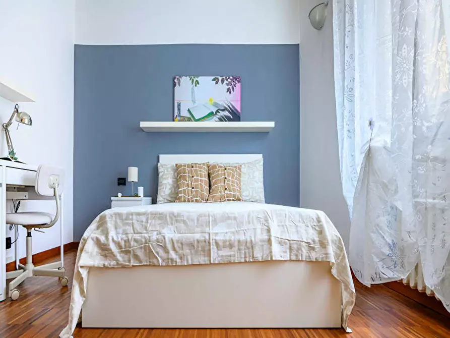 Immagine 1 di Camera in affitto  in Via Giovanni Pezzotti a Milano