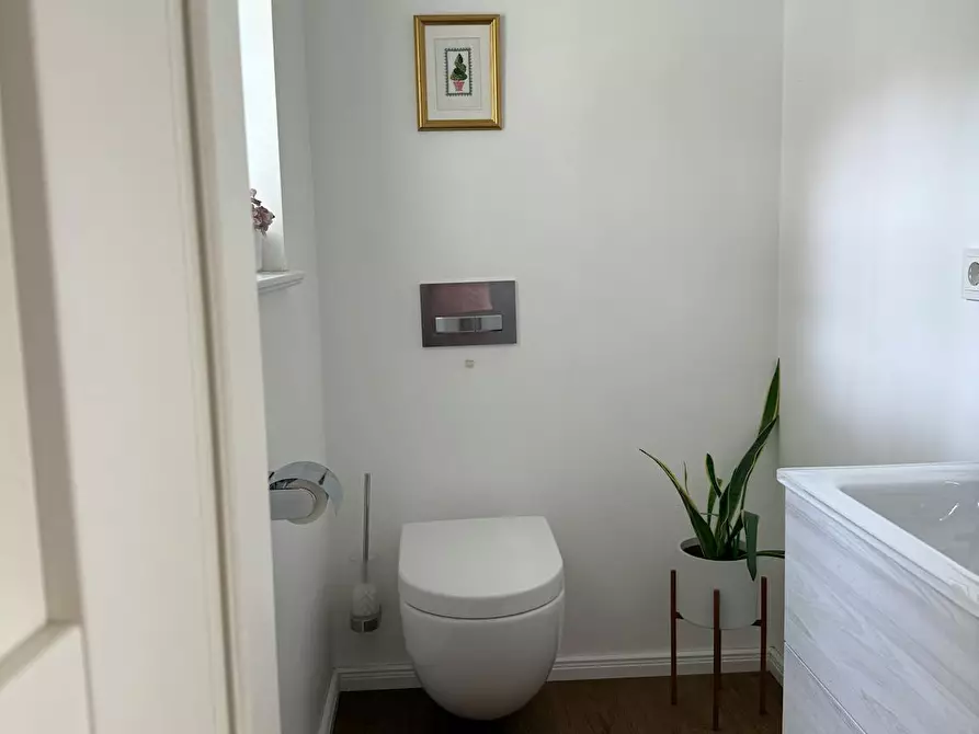 Immagine 5 di Casa indipendente in affitto  in Am Brunnen a Berlin