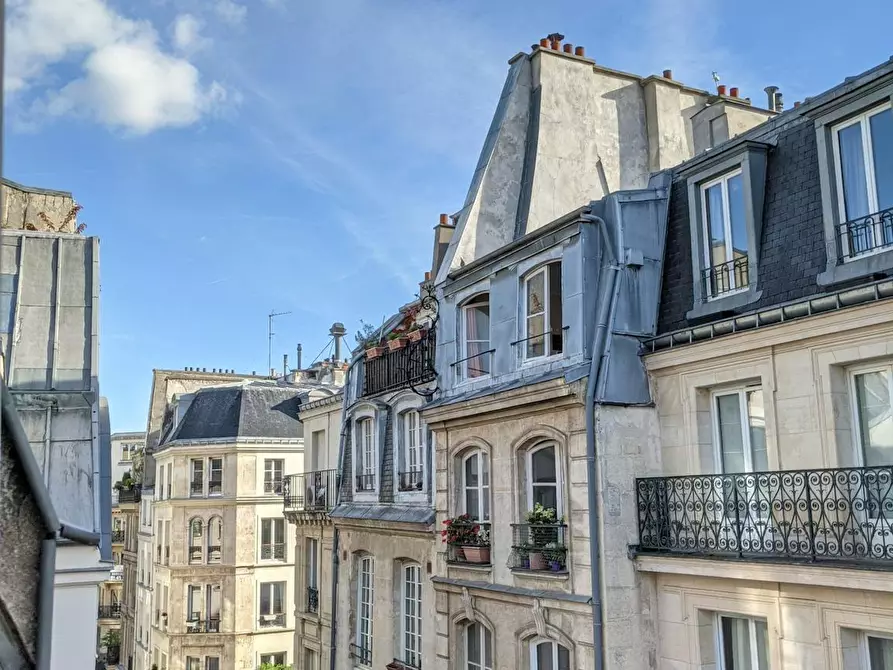 Immagine 8 di Appartamento in affitto  in Rue des Lombards a Paris
