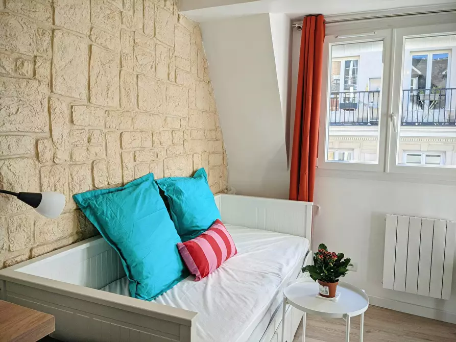 Immagine 1 di Appartamento in affitto  in Rue des Lombards a Paris