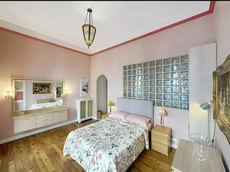 Immagine 8 di Appartamento in affitto  in Rue Saint-Roch a Paris