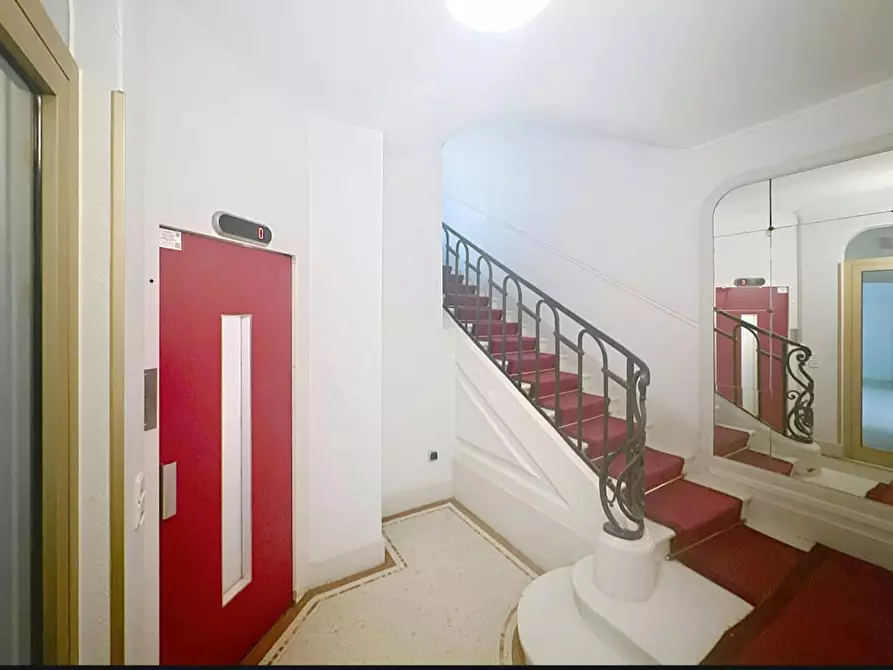 Immagine 6 di Appartamento in affitto  in Rue Saint-Roch a Paris