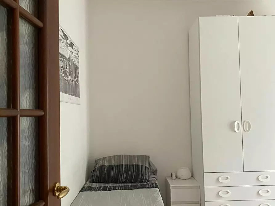 Immagine 2 di Camera in affitto  in Via Orbetello a Milano