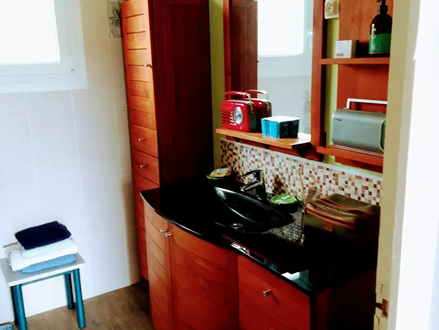 Immagine 4 di Casa indipendente in affitto  in Rue Chagnot a Barnay