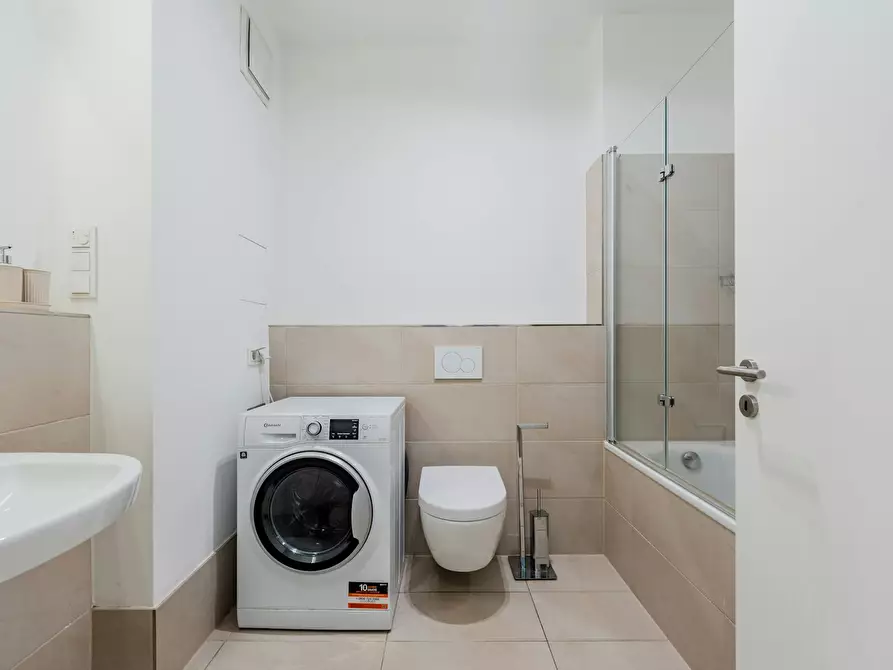 Immagine 8 di Appartamento in affitto  in Chausseestraße a Berlin
