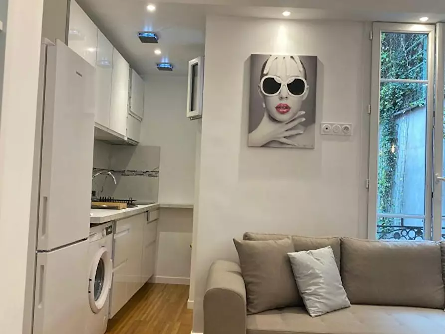 Immagine 3 di Appartamento in affitto  in Rue Etienne Marey a Paris 20