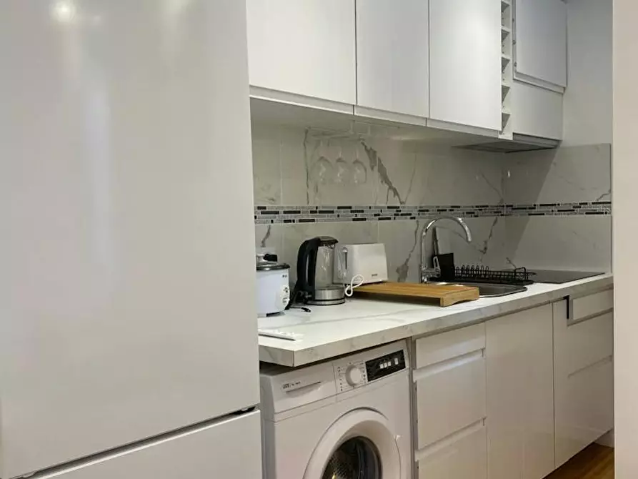 Immagine 4 di Appartamento in affitto  in Rue Etienne Marey a Paris 20