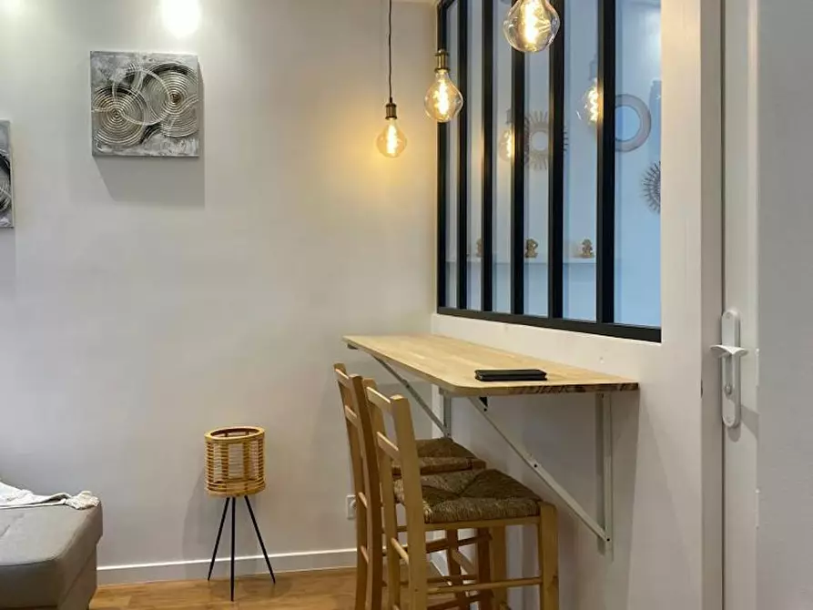 Immagine 2 di Appartamento in affitto  in Rue Etienne Marey a Paris 20