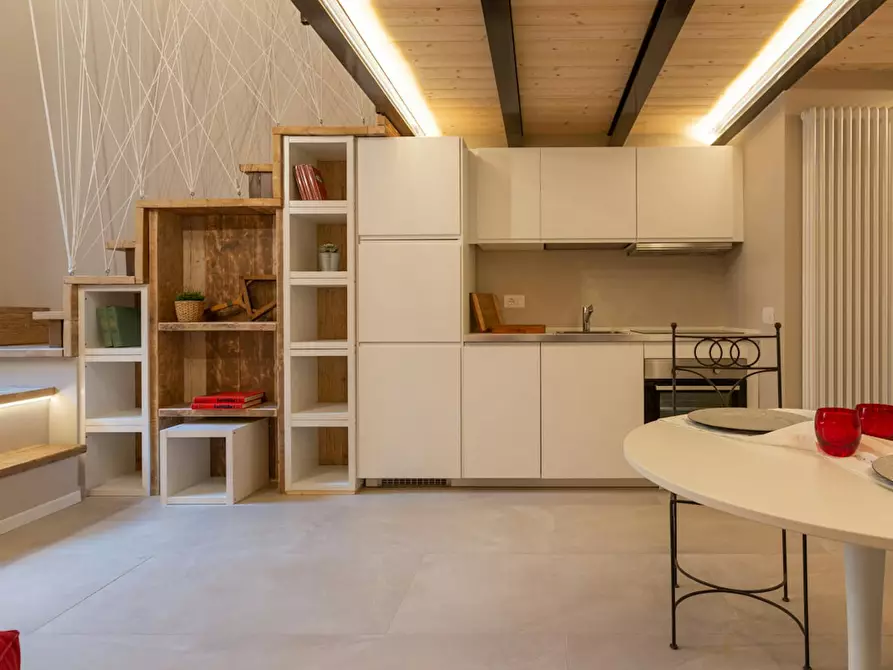 Immagine 6 di Casa indipendente in affitto  in Via Ottavio Rinuccini a Milano