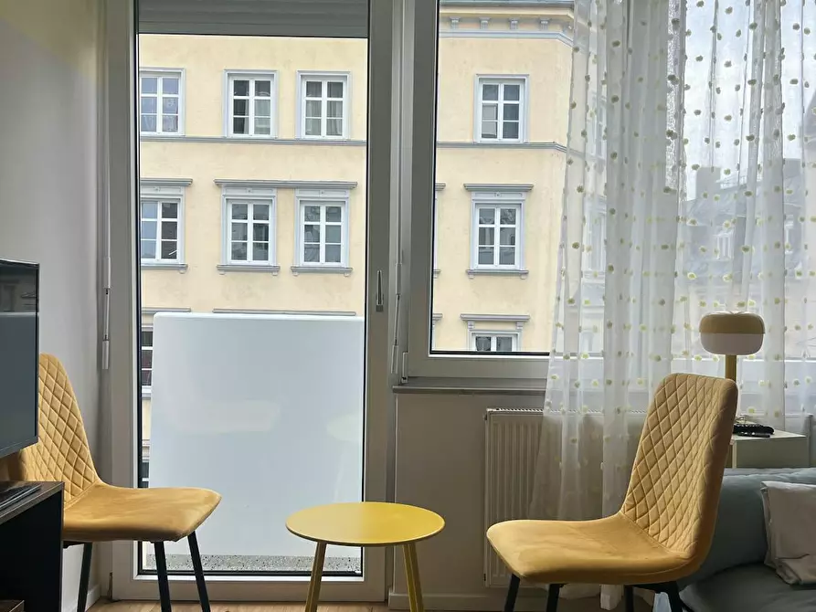 Immagine 4 di Appartamento in affitto  in Türkenstraße a München