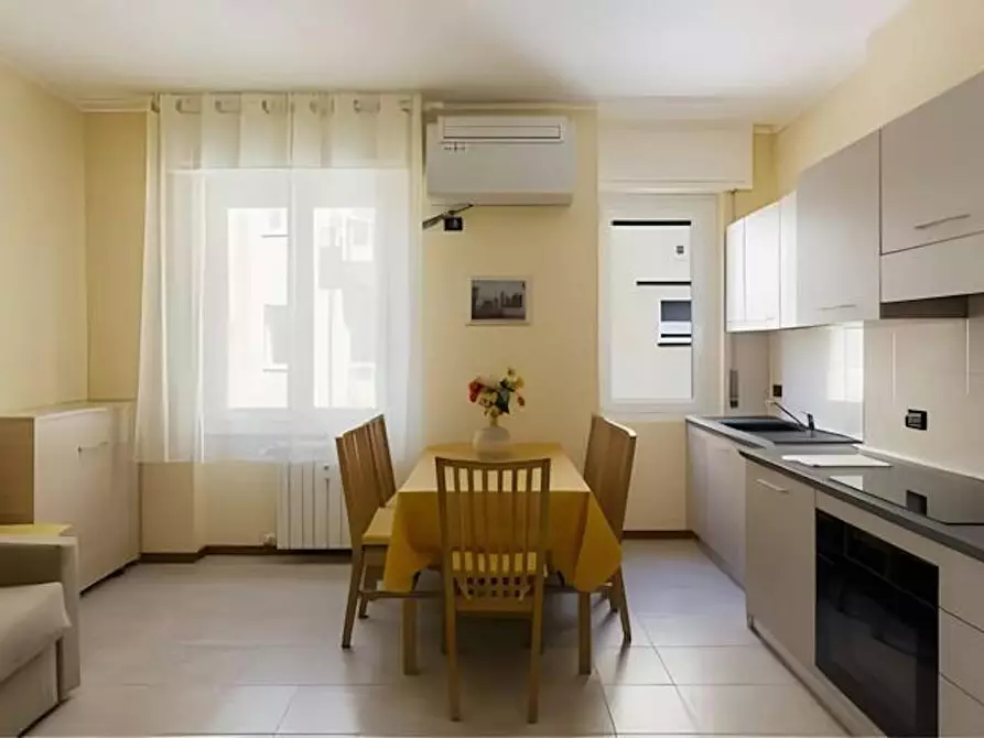Immagine 9 di Appartamento in affitto  in Via della Torre a Milano