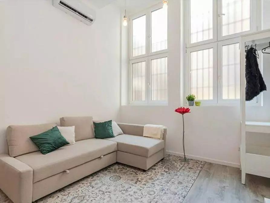 Immagine 4 di Appartamento in affitto  in Via Gallura a Milano