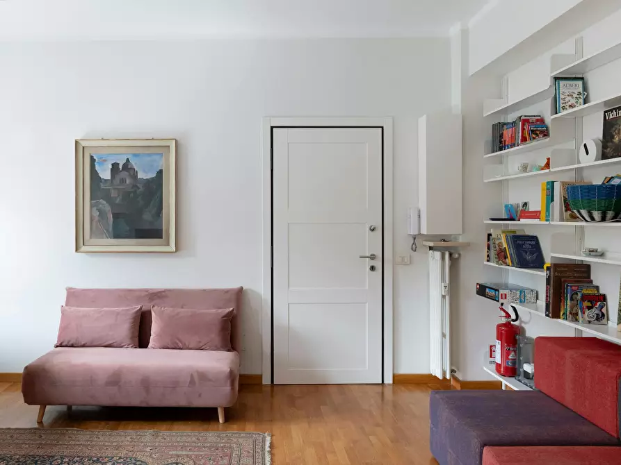 Immagine 9 di Appartamento in affitto  in Via Domodossola a Milano