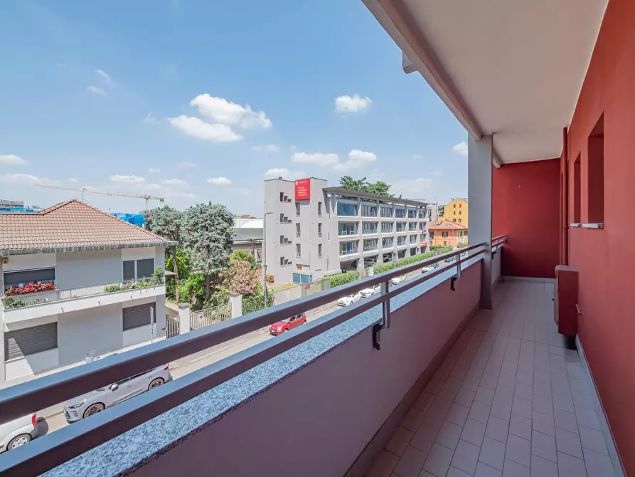 Immagine 5 di Appartamento in affitto  in Via Simone Martini a Milano