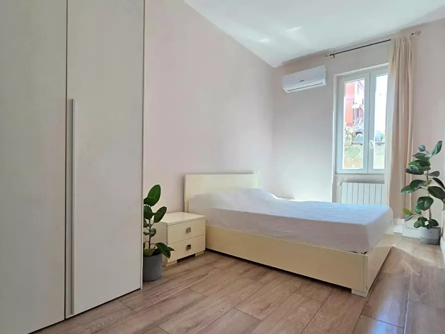 Immagine 4 di Camera in affitto  in Via Lucio D'Ambra a Roma