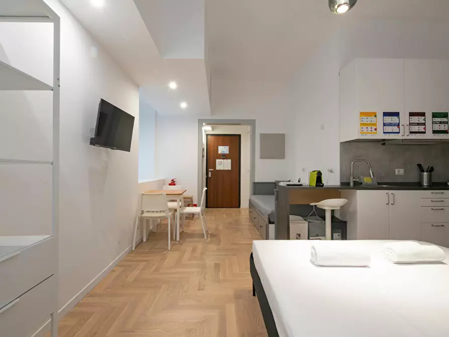 Immagine 8 di Appartamento in affitto  in Via Val Strona a Milano