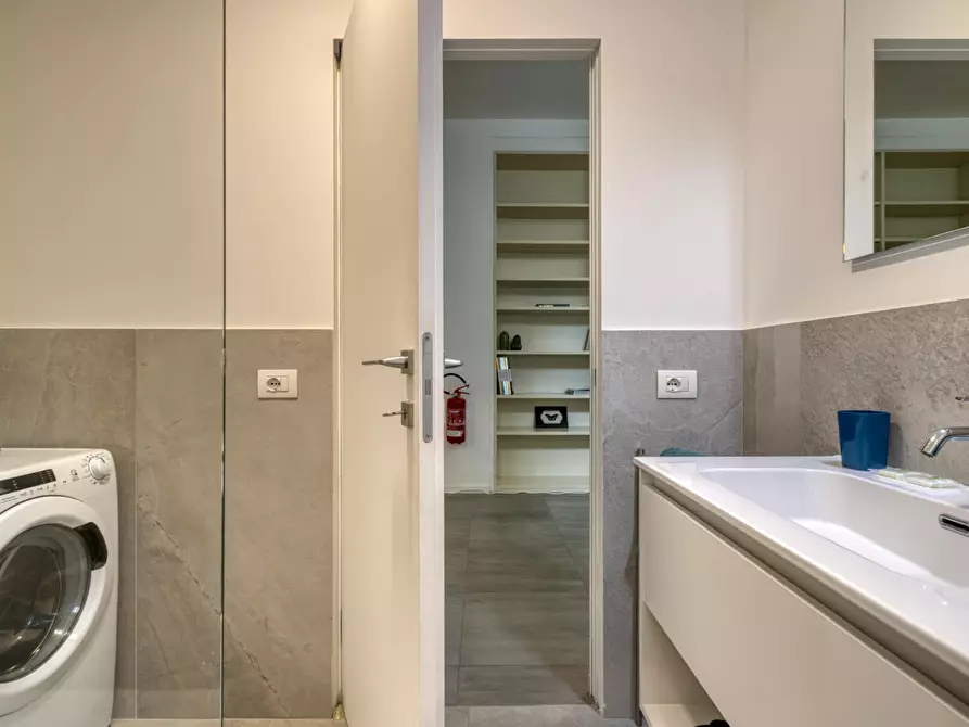 Immagine 10 di Appartamento in affitto  in Via Andrea Maffei a Milano