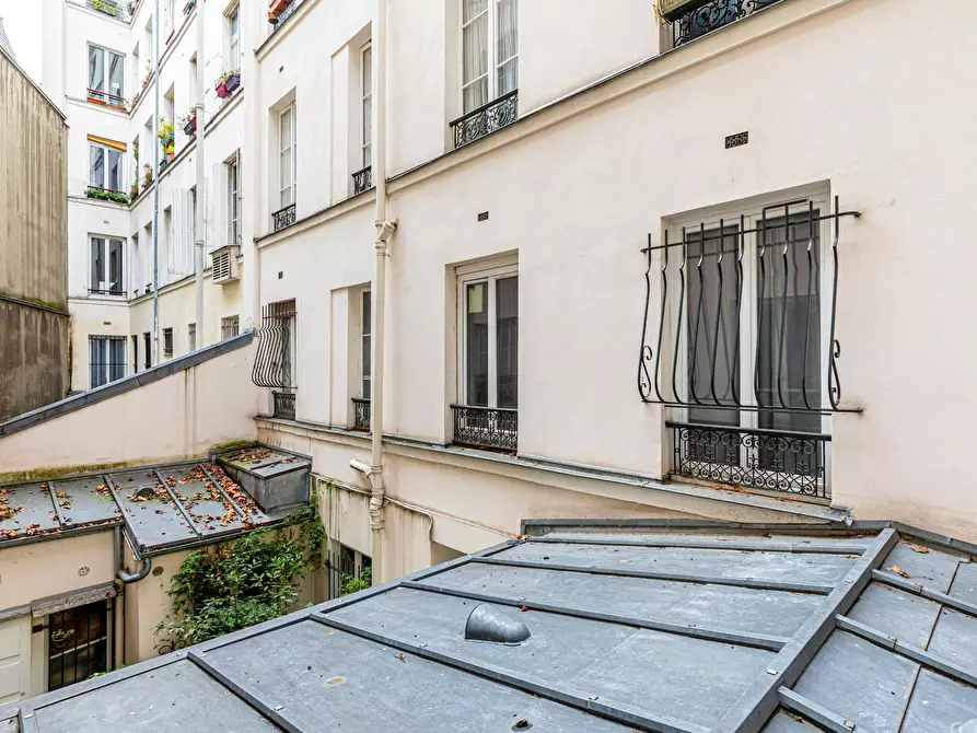 Immagine 9 di Appartamento in affitto  in Boulevard Voltaire a Paris