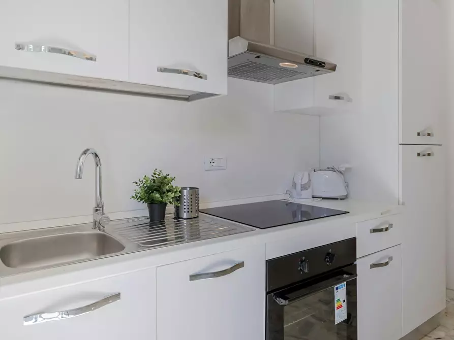 Immagine 10 di Camera in affitto  in Via Castelfidardo a Padova