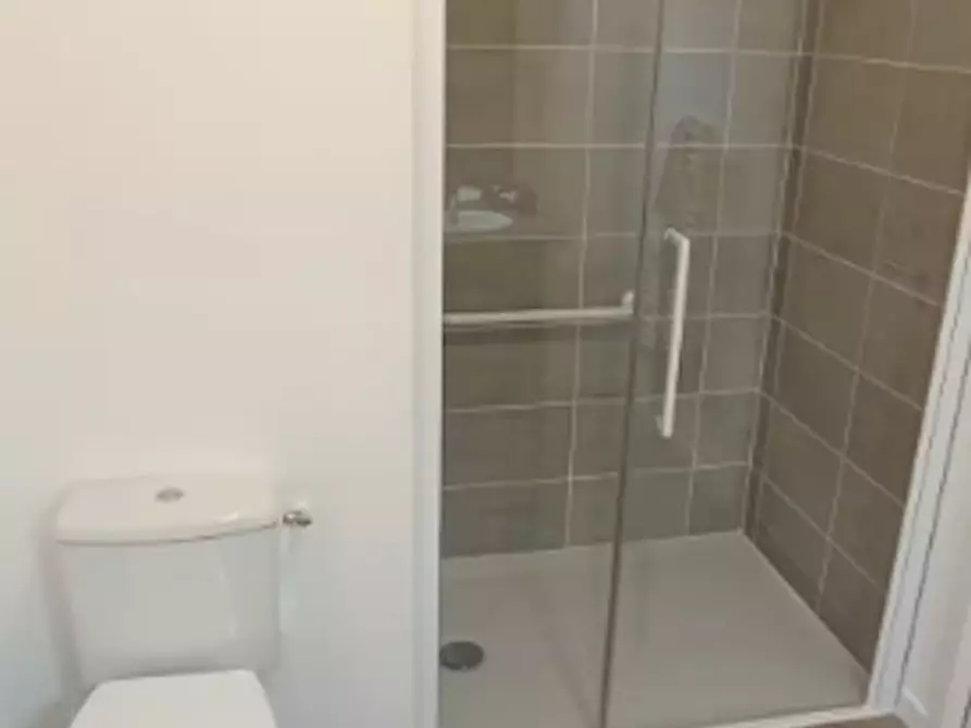 Immagine 7 di Appartamento in affitto  in Rue Jean Jaurès a Saint-Martin-du-Manoir