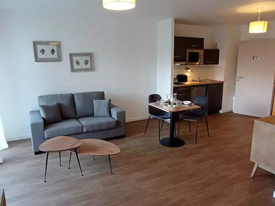 Immagine 5 di Appartamento in affitto  in Rue Jean Jaurès a Saint-Martin-du-Manoir
