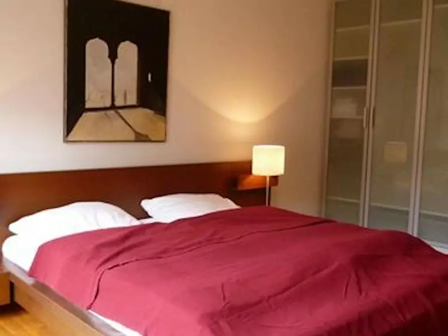 Immagine 1 di Appartamento in affitto  in Am Glockenbach a München