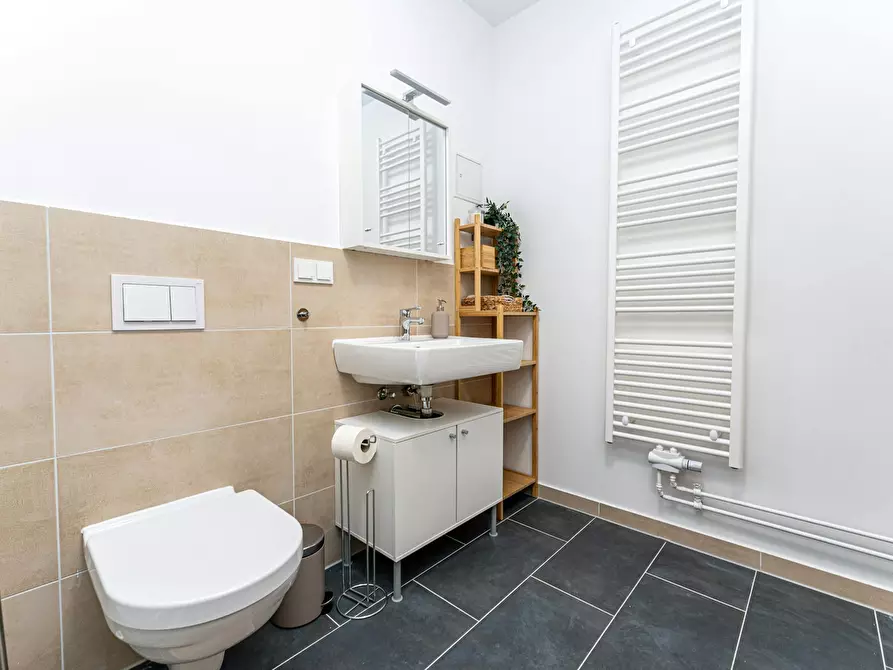 Immagine 9 di Camera in affitto  in Weserstr. a Berlin