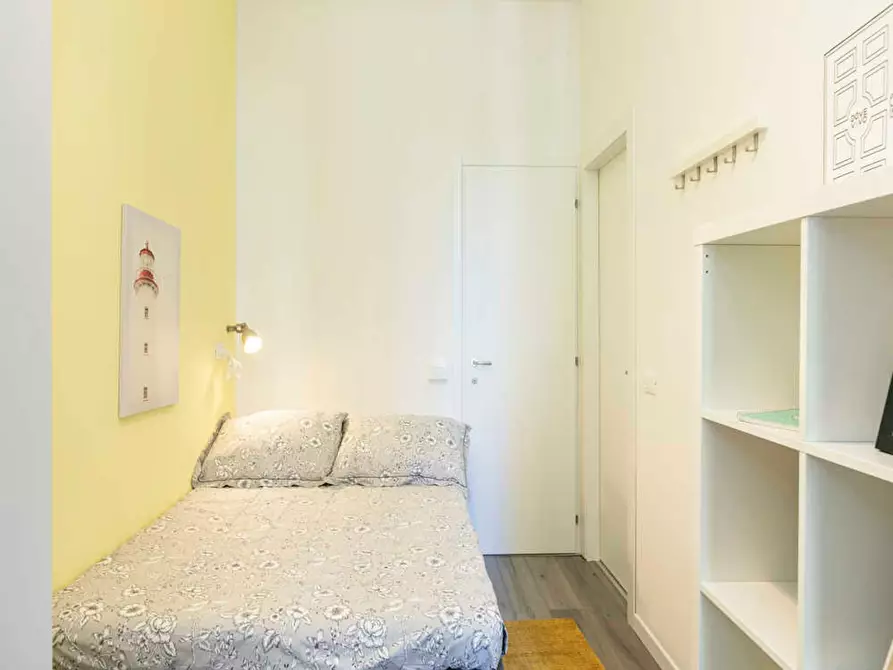 Immagine 2 di Camera in affitto  in Via Lipari a Milano