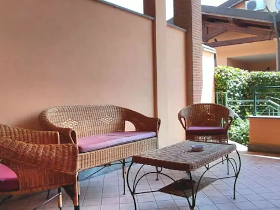 Immagine 2 di Appartamento in affitto  in Via Felice Caronni a Roma