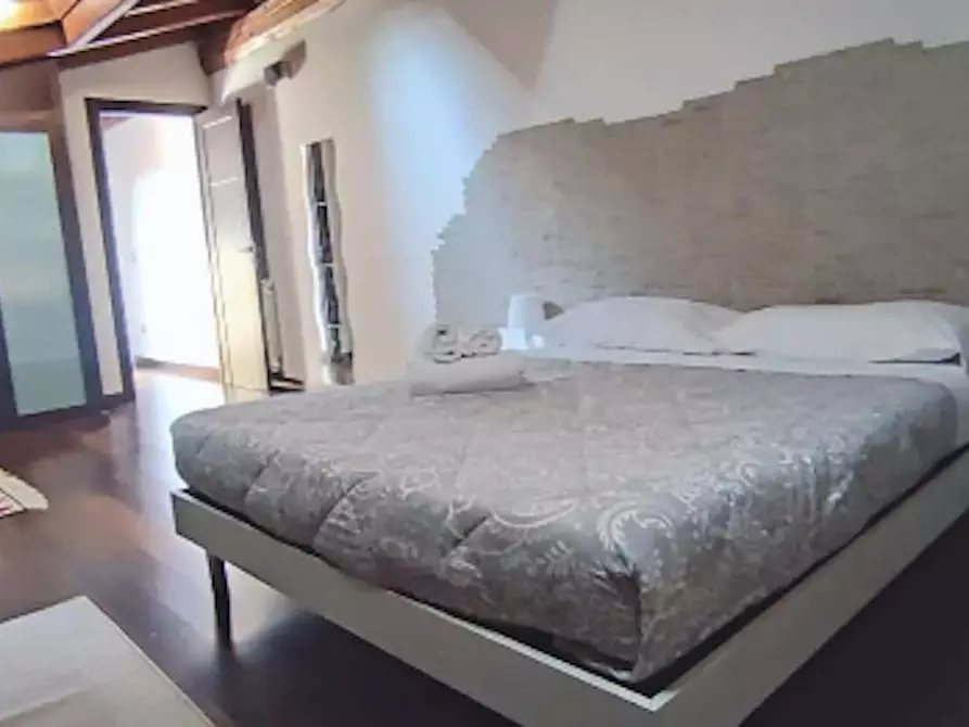 Immagine 8 di Appartamento in affitto  in Via Felice Caronni a Roma