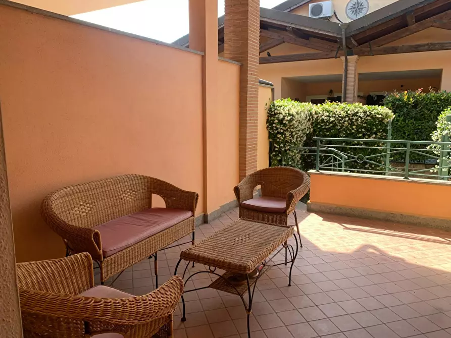 Immagine 1 di Appartamento in affitto  in Via Felice Caronni a Roma