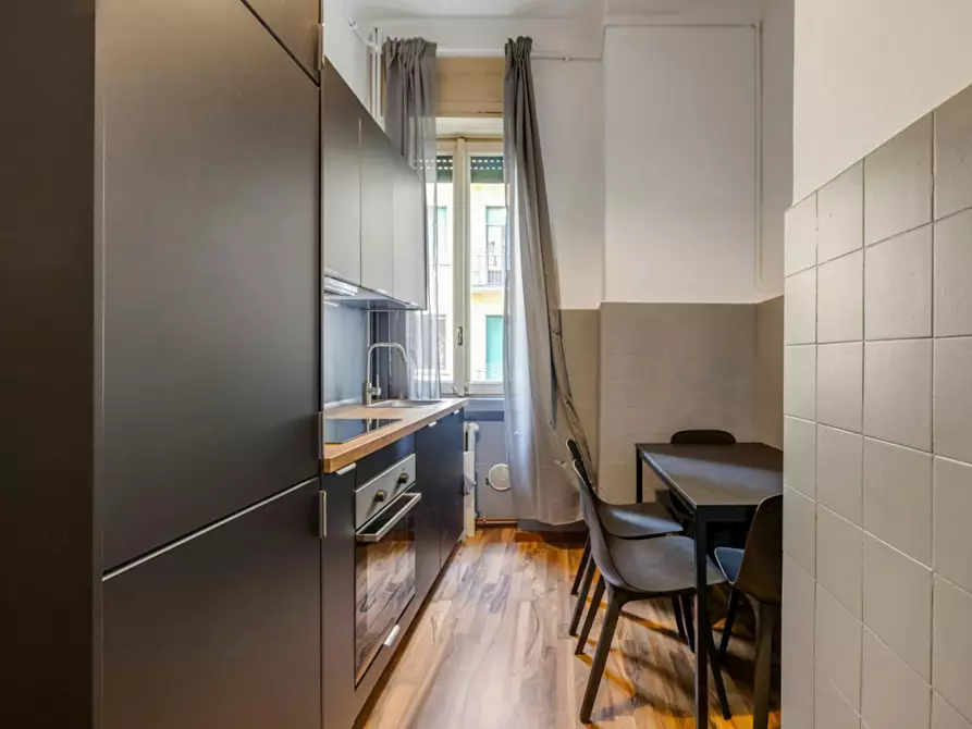 Immagine 9 di Camera in affitto  in Corso Vercelli a Milano