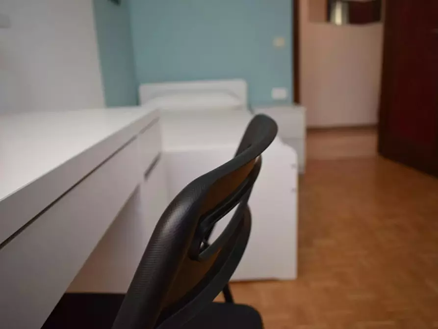 Immagine 8 di Camera in affitto  in Via Rocca d'Anfo a Brescia