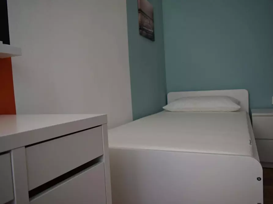 Immagine 7 di Camera in affitto  in Via Rocca d'Anfo a Brescia