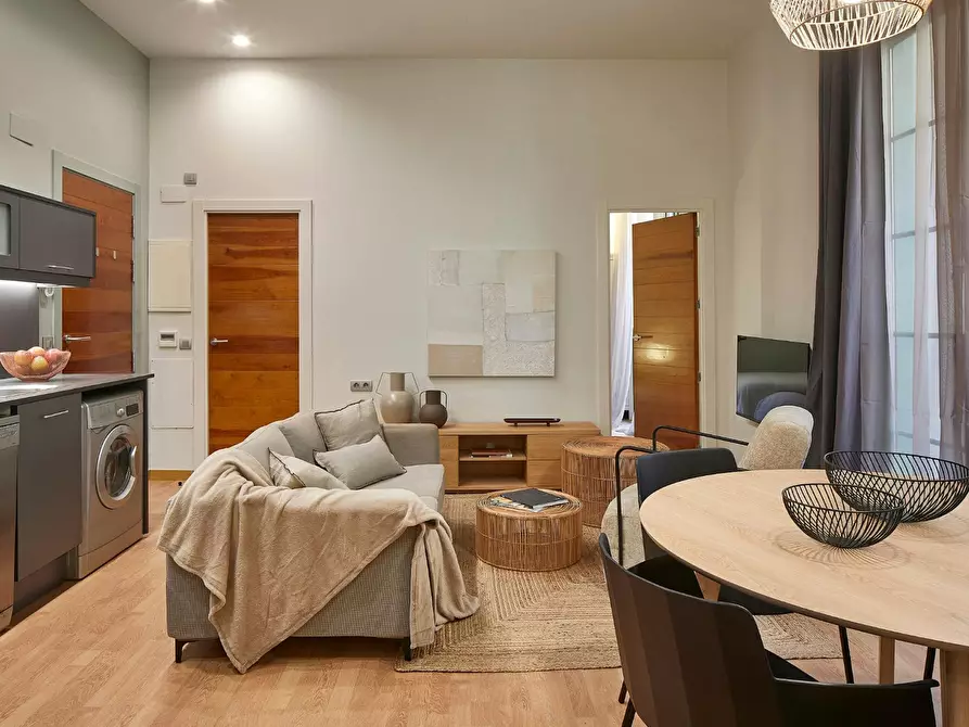 Immagine 8 di Appartamento in affitto  in Carrer del Pi a Barcelona