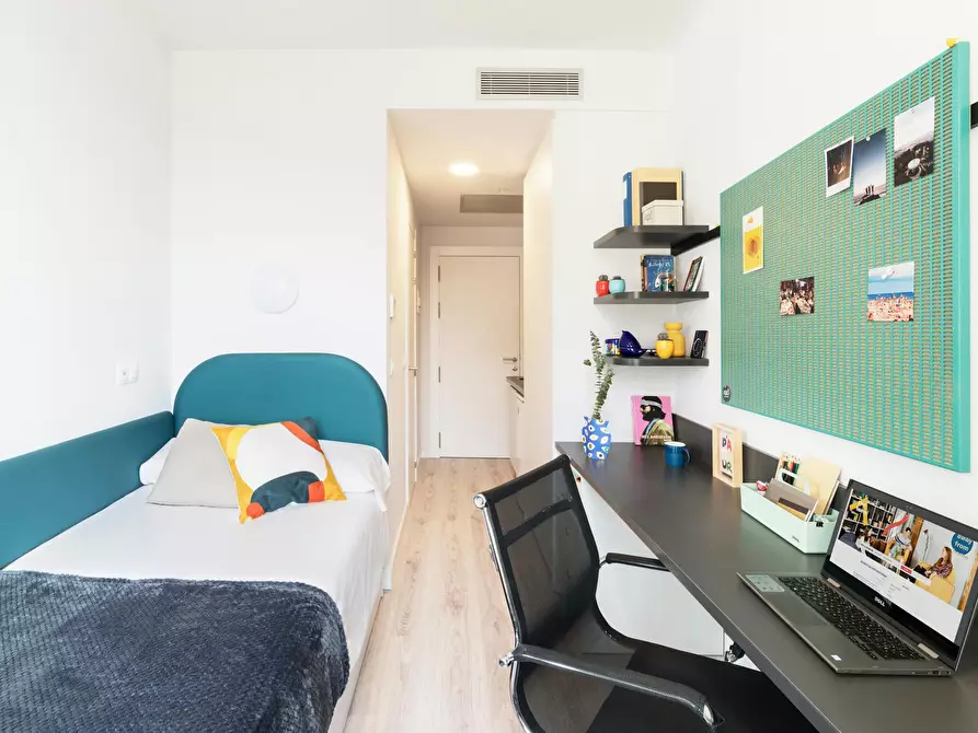 Immagine 4 di Camera in affitto  in Carrer de Pau Gargallo a Barcelona