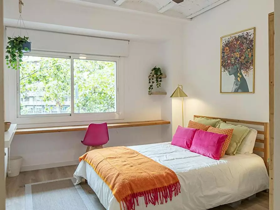 Immagine 1 di Camera in affitto  in Carrer de Còrsega a Barcelona