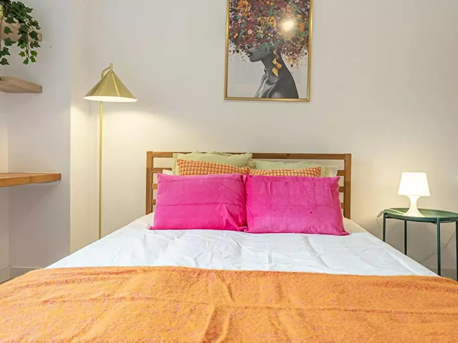 Immagine 5 di Camera in affitto  in Carrer de Còrsega a Barcelona