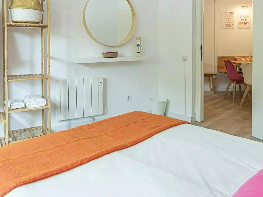 Immagine 9 di Camera in affitto  in Carrer de Còrsega a Barcelona