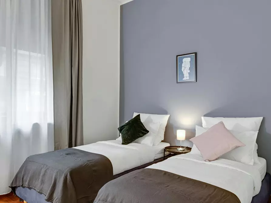 Immagine 2 di Camera condivisa in affitto  in Via dei Giardini a Milano