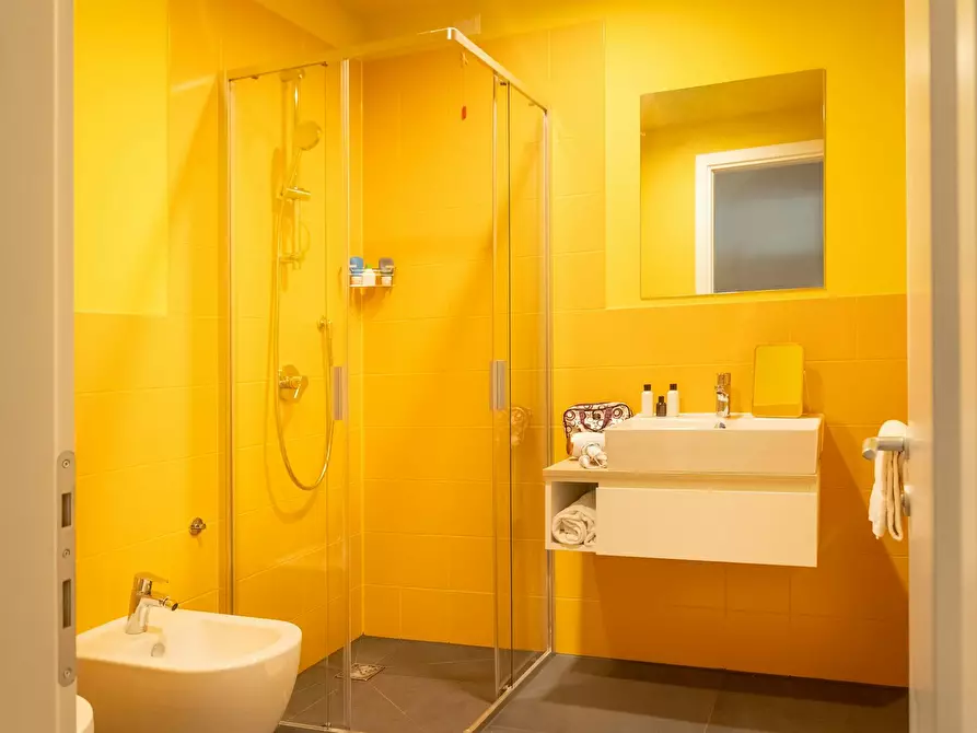 Immagine 6 di Camera in affitto  in Via Giovanni Durando a Milano